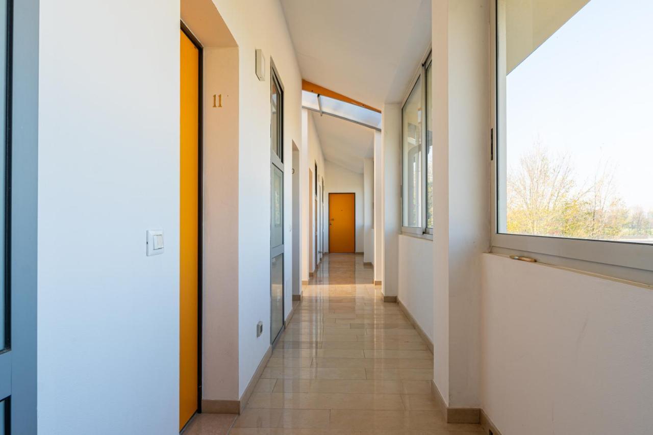 Gold Oasi - Business Solution Aparthotel Ferrara Exteriör bild